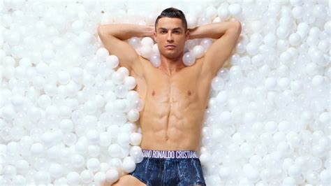 naked ronaldo|CRISTIANO RONALDO Nude